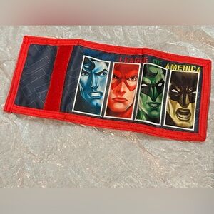 JUSTICE OF LEAGUE OF AMERICA WALLET!